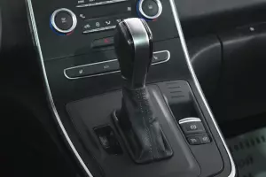 Renault  9