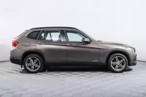 BMW  3