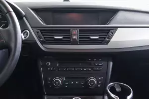 BMW  8