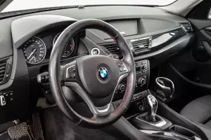 BMW  11