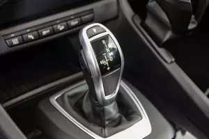 BMW  12