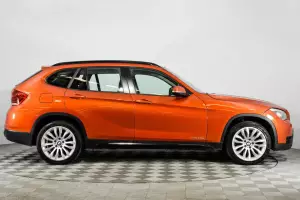 BMW  4