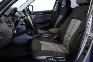 BMW  1