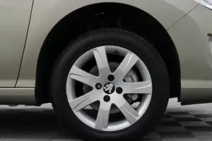 Peugeot  7
