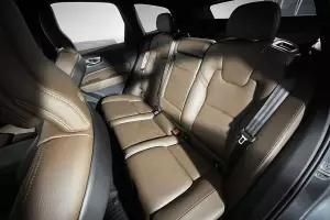 Volvo  2