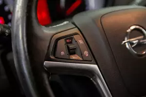 Opel  11