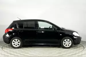 Nissan  3