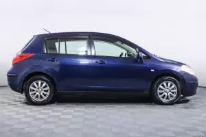 Nissan  3