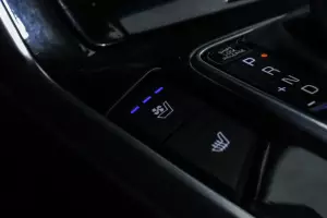 Kia  12