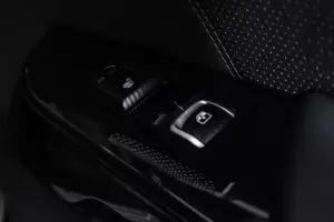 Kia  4
