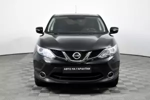 Nissan  2