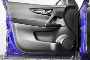 Nissan  9
