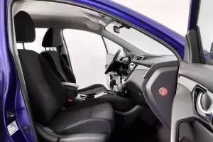 Nissan  7