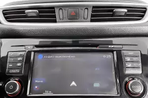 Nissan  4