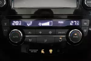 Nissan  10