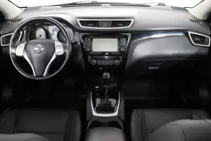 Nissan  7