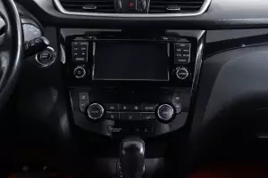 Nissan  9