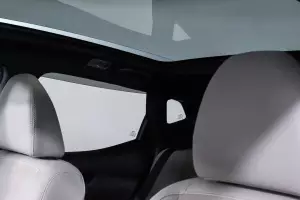 Nissan  4