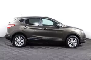 Nissan  18
