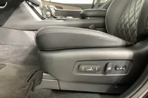 Kia  9