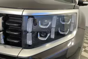 Kia  18