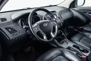 Hyundai  10