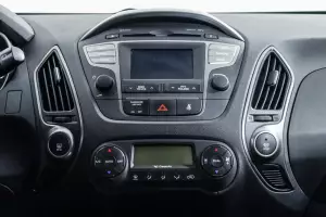 Hyundai  11