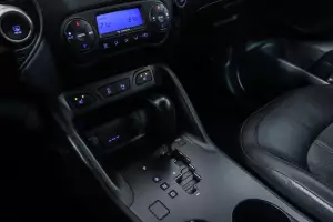 Hyundai  13