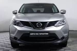 Nissan  2