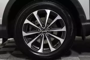 Nissan  6
