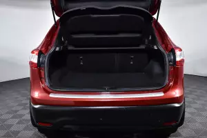Nissan  6