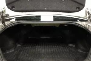 Mitsubishi  6