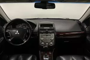 Mitsubishi  8