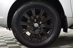 Toyota  12