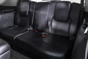 Infiniti  11