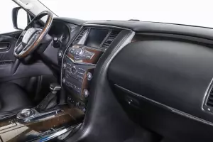 Infiniti  7