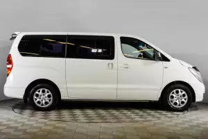 Hyundai  3