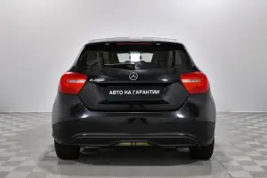 Mercedes-Benz  4