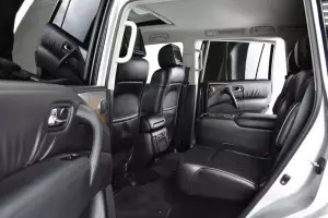 Infiniti  11