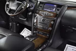 Infiniti  3