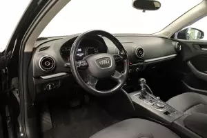 Audi  10