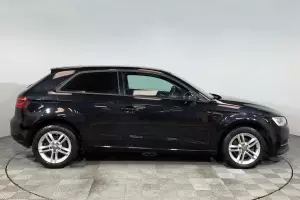 Audi  3