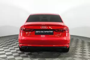 Audi  5
