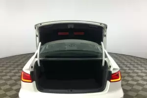 Audi  6