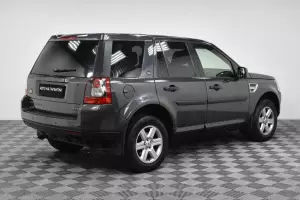 Land Rover  2