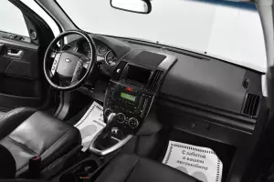 Land Rover  3
