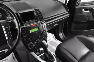Land Rover  7