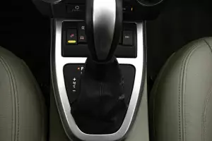 Land Rover  5