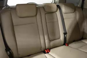 Land Rover  3