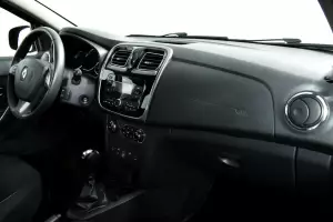 Renault  8